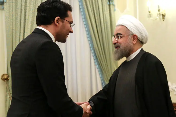 داوطلبان مجلس شورای اسلامی، تشییع شهدا در تبریز و مشهد، تجمع دانشجویی، موج شدید گرما،...
