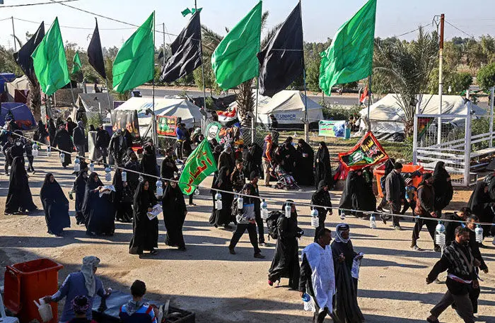 (تصاویر) حرکت زائران از نجف به کربلا