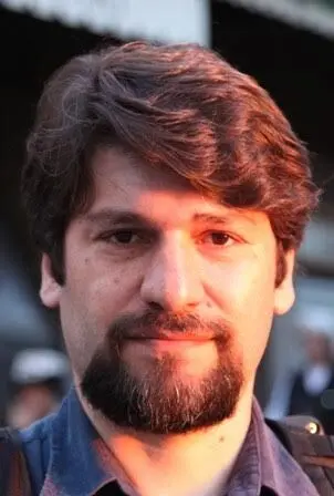 آن‌ها که می‌خرند و می‌پرند!
