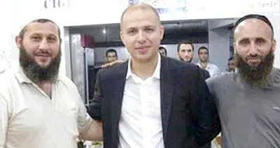 دست خانواده اردوغان در دست داعش