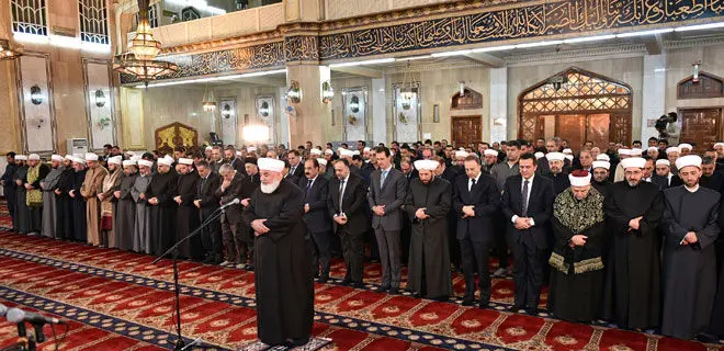 (تصاویر) بشار اسد در مراسم میلاد پیامبر(ص)