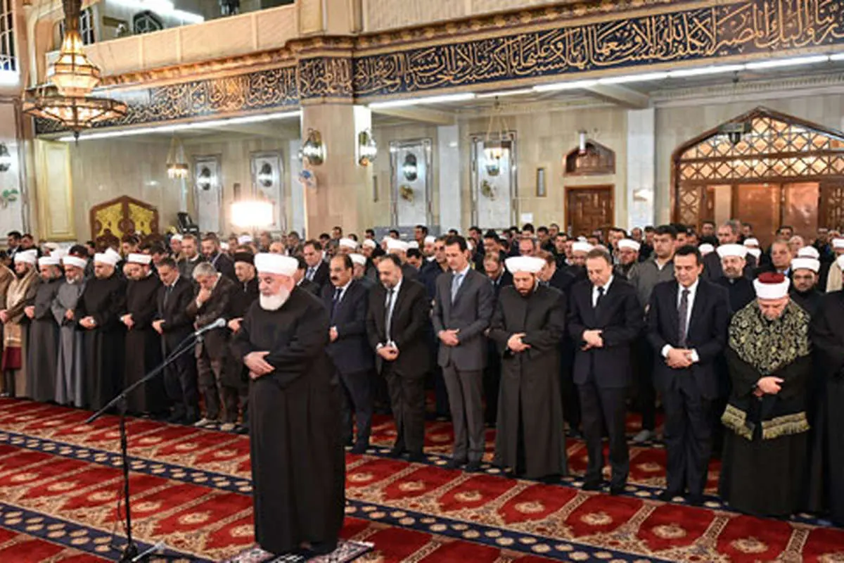 (تصاویر) بشار اسد در مراسم میلاد پیامبر(ص)