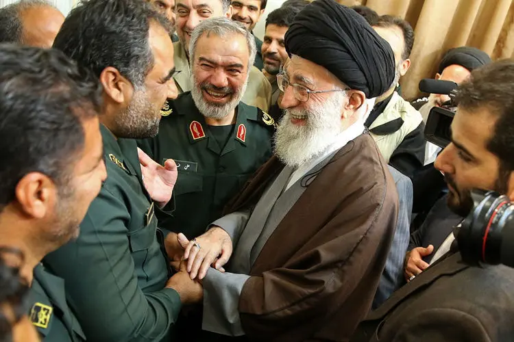 سفر رئیس‌جمهور به ایتالیا، مراسم تشییع پیشکسوت فوتبال، جشنواره تأتر فجر، گرفتن جغد...