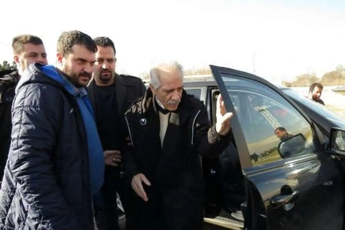 عکسی از بازگشت منصور پورحیدری به تمرین استقلال