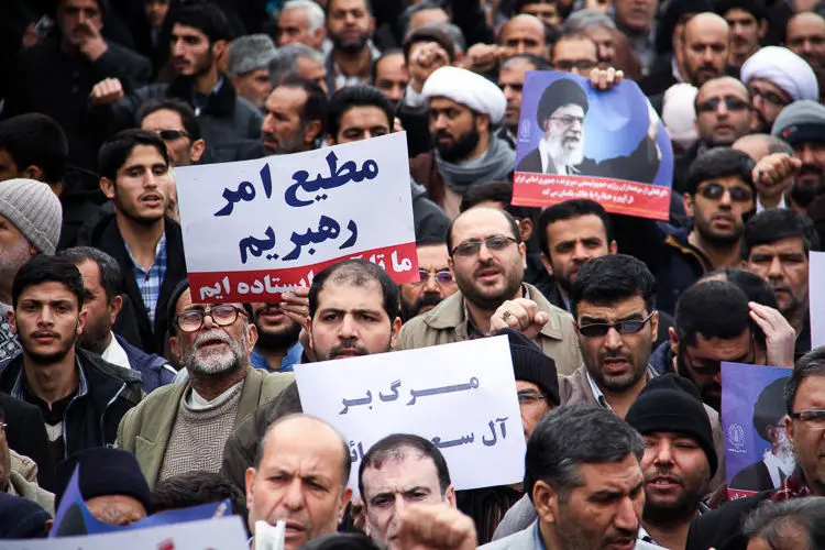 راهپیمایی در اعتراض به اعدام شیخ نمر، دیدار تیم‌های فوتبال پیشکسوتان و ستارگان هنر،...