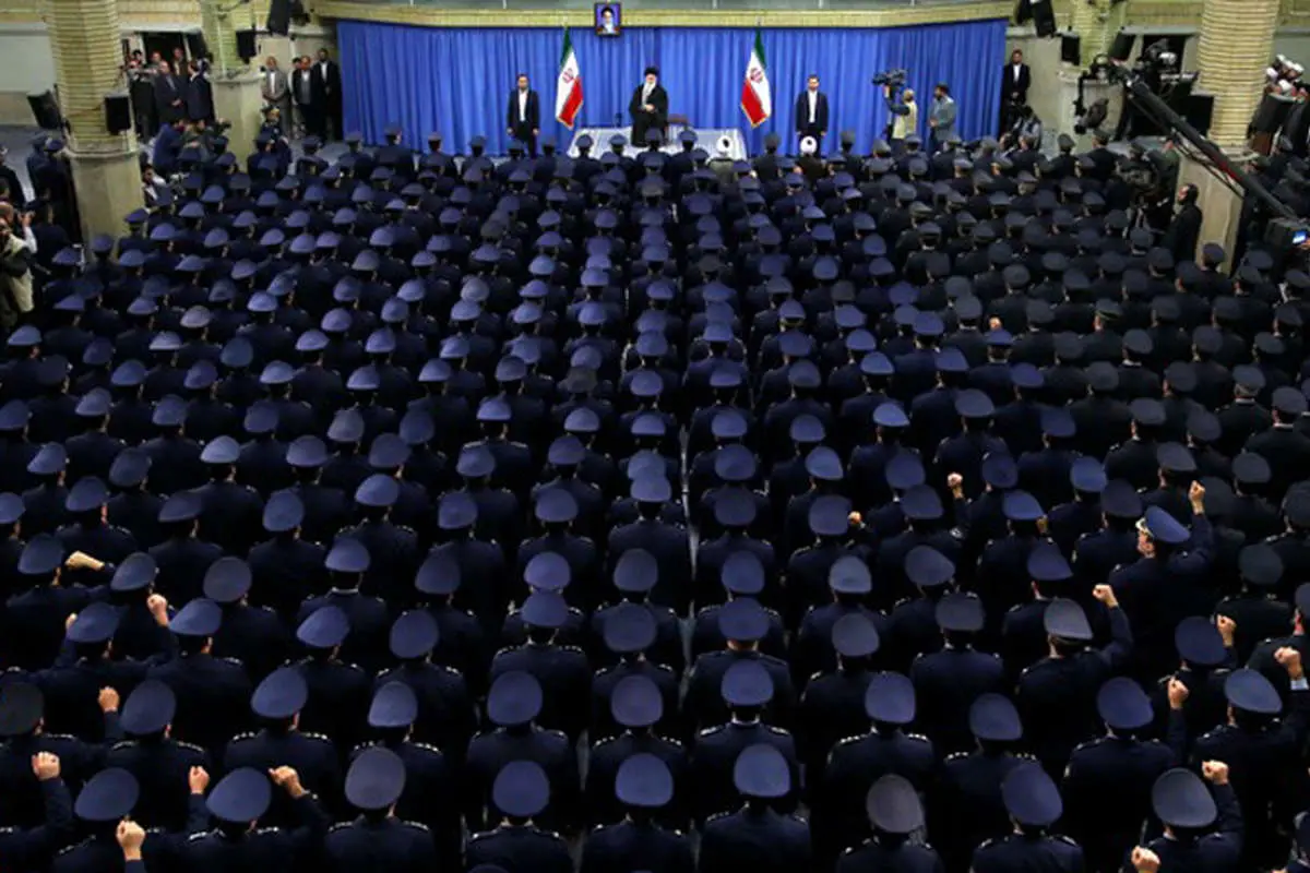(تصاویر) دیدار همافران با رهبرانقلاب