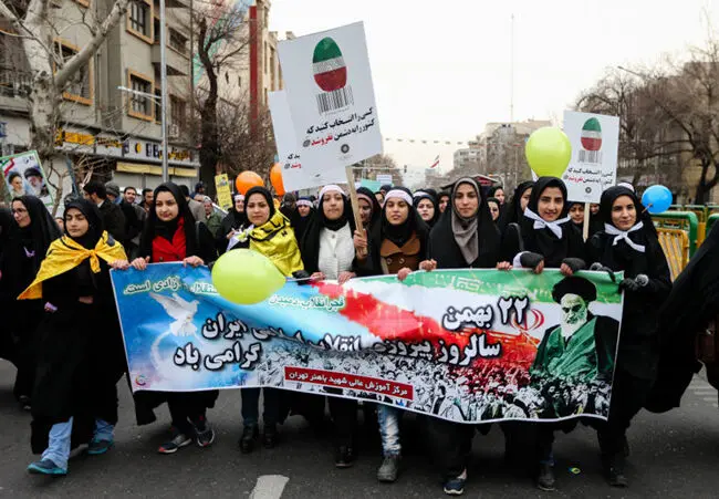 (تصاویر) راهپیمایی 22 بهمن در تهران
