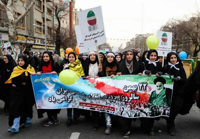 (تصاویر) راهپیمایی 22 بهمن در تهران