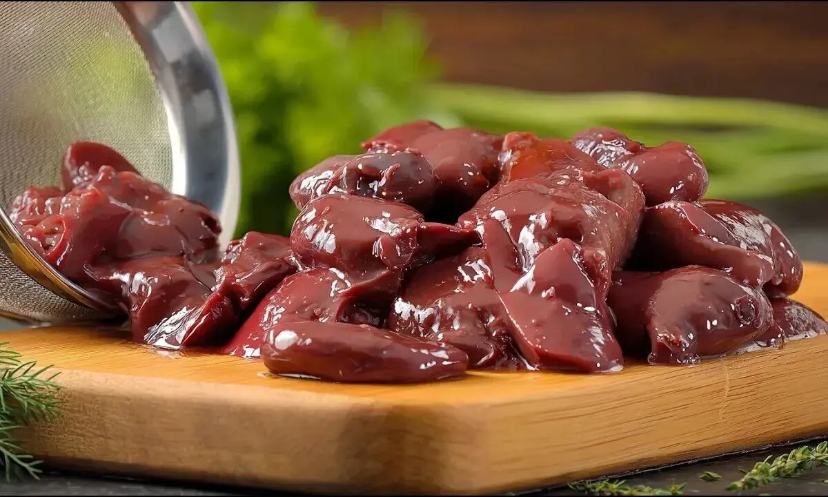مصرف جگر مرغ برای سالمندان مفید است یا مضر؟/ پاسخ یک متخصص