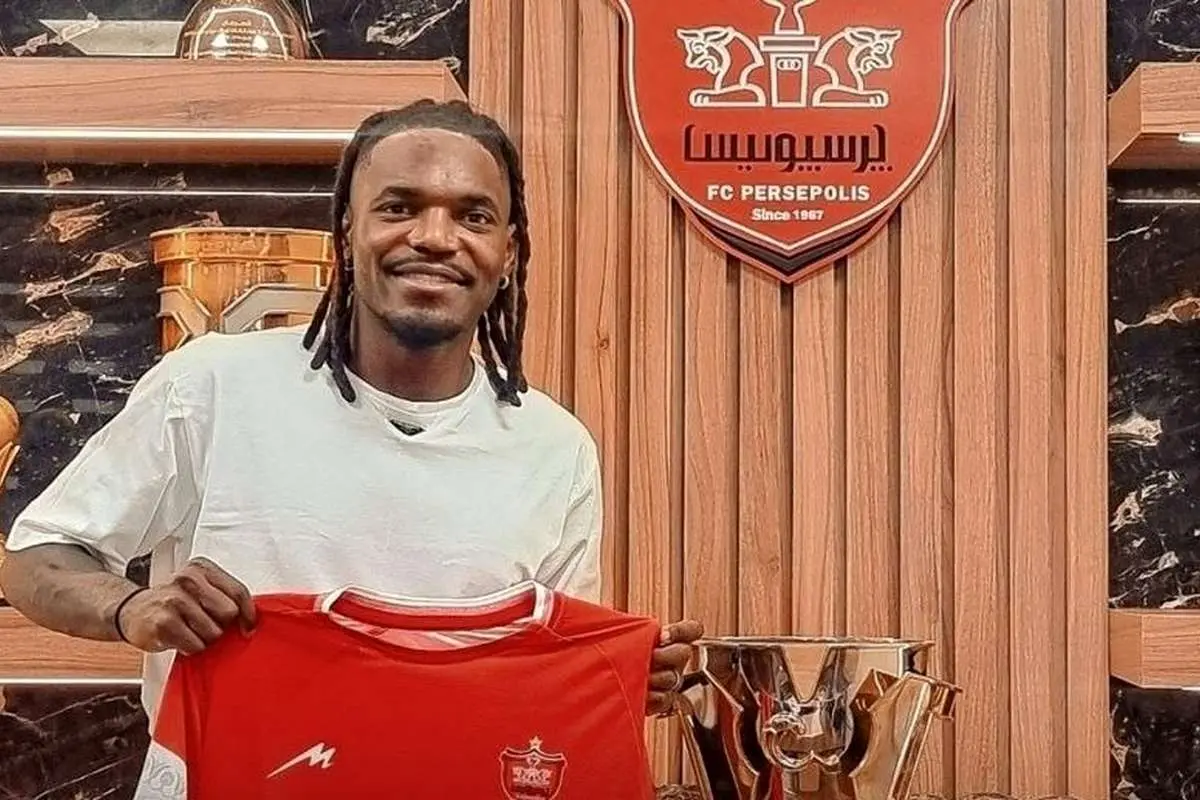 تصویر؛ استوری جالب ستاره جدید پرسپولیس بعد از حملات به ایران