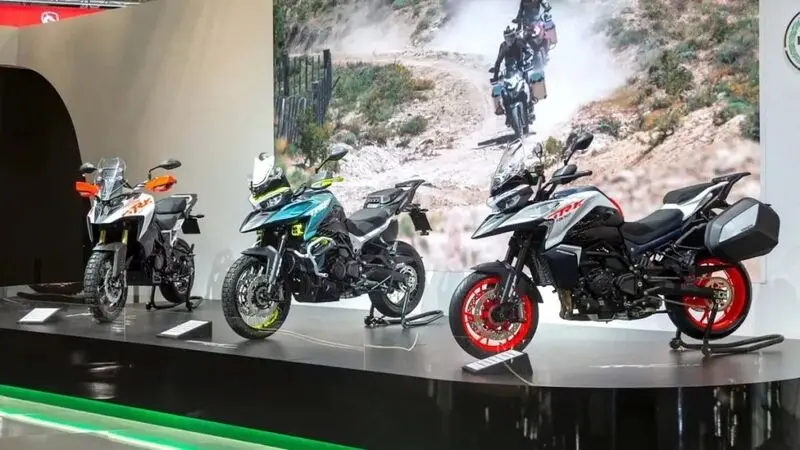 موتورسیکلت تورینگ TRK 902