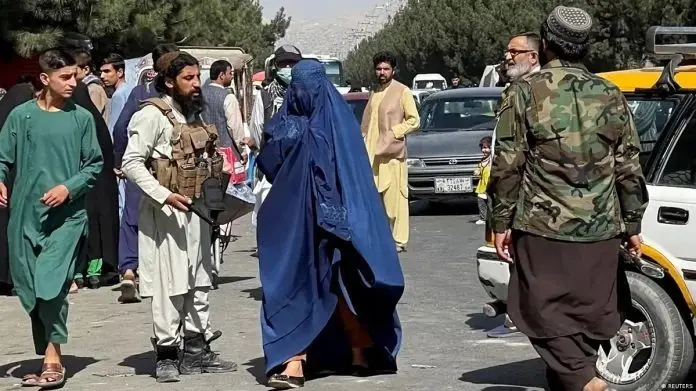 سرودن اشعار عاشقانه در افغانستان ممنوع شد