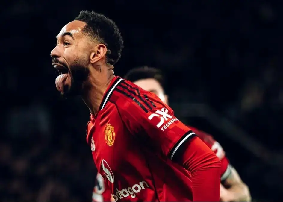 تمجید روی کین از ستاره منچستر