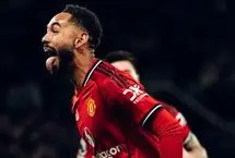 تمجید روی کین از ستاره منچستر