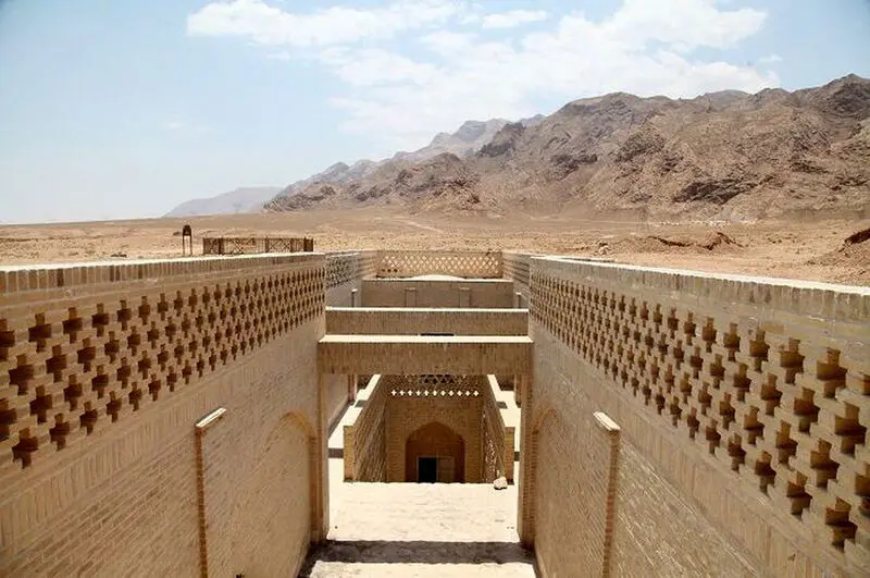 قنات 1