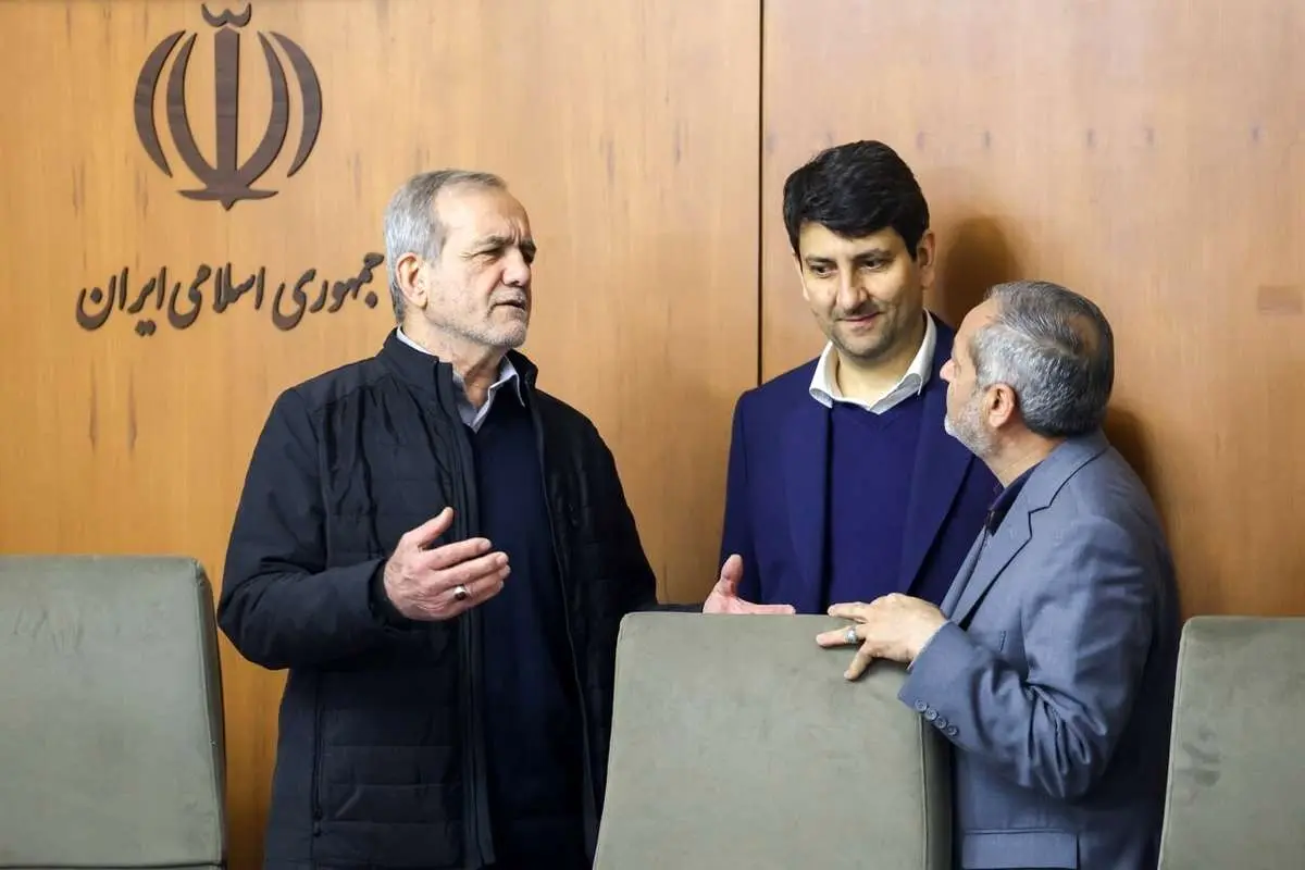 اعتراض تند کیهان به دولت پس از استرداد لایحه جنجالی؛ مجری اوامر «دولت سایه» شدهاید