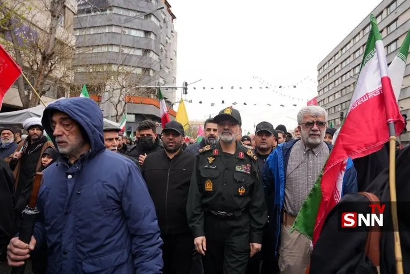 سردار رادان در راهپیمایی