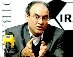 افکار عمومی صبر کنند/ تکذیب اظهارات شفق