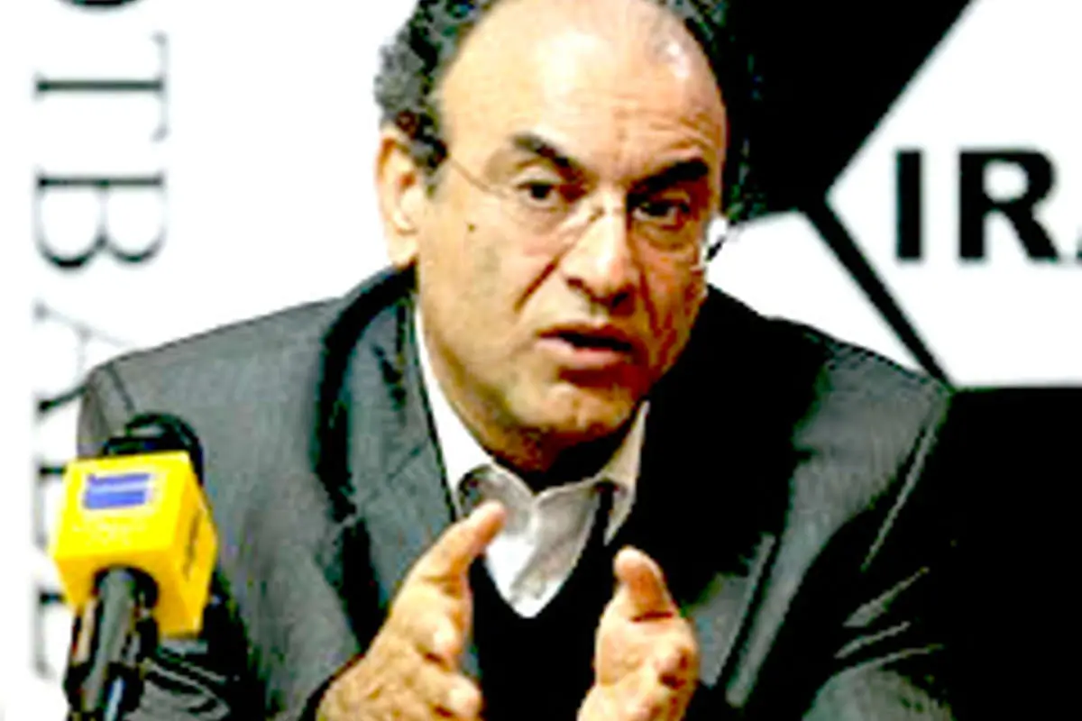 افکار عمومی صبر کنند/ تکذیب اظهارات شفق