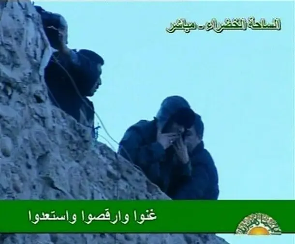 عکس> قذافی دوباره ظاهر شد