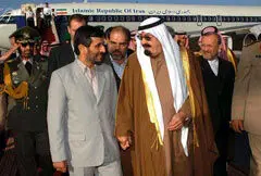 مذاکره احمدی‌نژاد درباره غنی‌سازی در یک کشور بی‌طرف