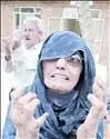 عکس>اخراج جذاميان از آسايشگاهي در مشهد