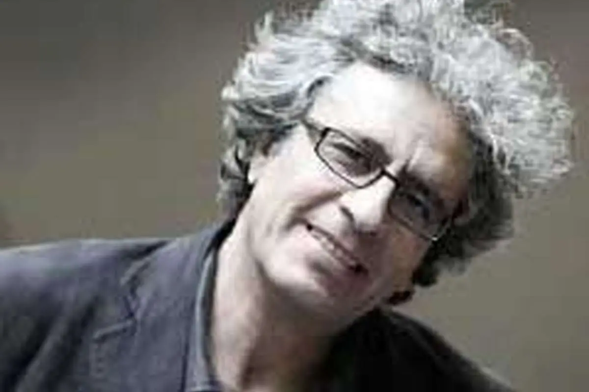 مندنی‌پور: از نوشتن داستان‌های سیاه گریزی ندارم‌