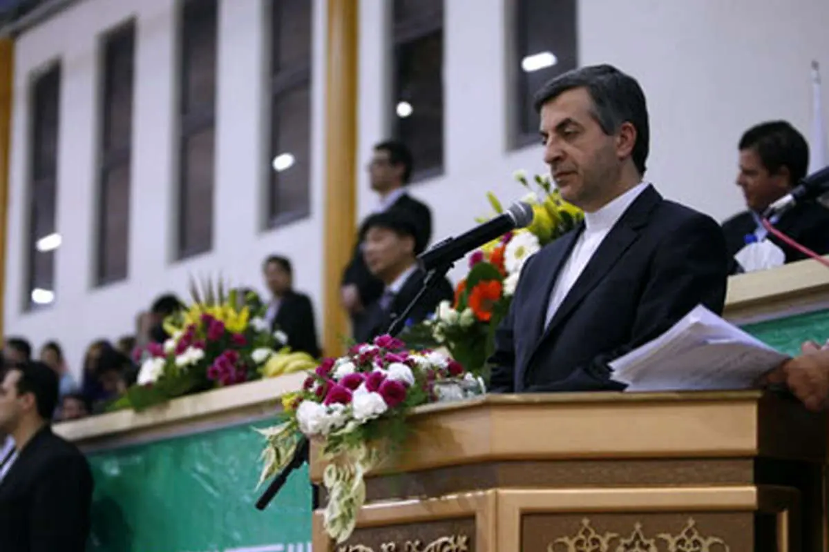عکس> مشایی آتش را روشن کرد