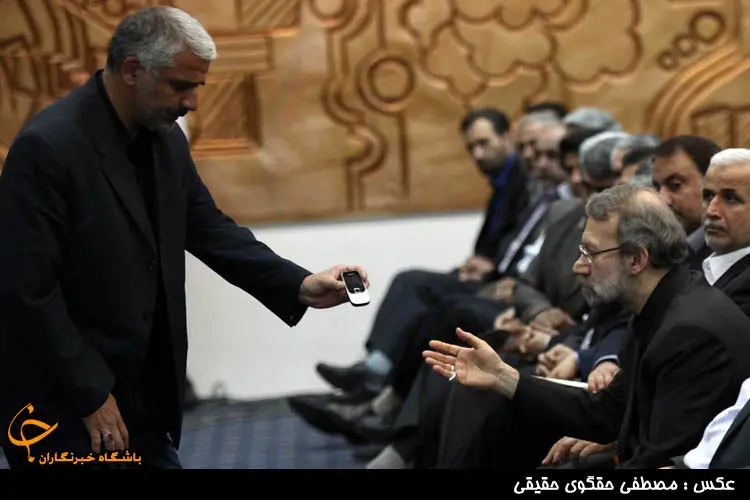 عکس> وقتی علی لاریجانی سوژه می‌شود