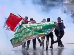 درگیری دانشجویان با پلیس در استانبول