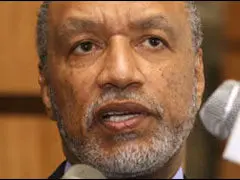 کناره گیری محمد بن همام از نامزدی ریاست فیفا
