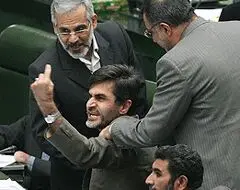 مجادله نمایندگان و رسانه‌های حامی دولت ادامه دارد