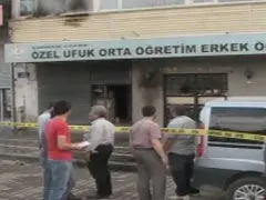 حمله هواداران پ.کا.کا به خوابگاه دانش آموزان