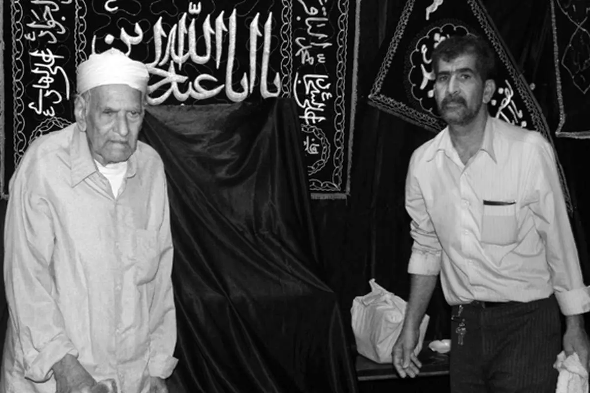 عکس>ماهیگر پیر بعد از نجات دو جوان کشته شد