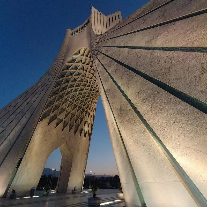 برج آزادی 1