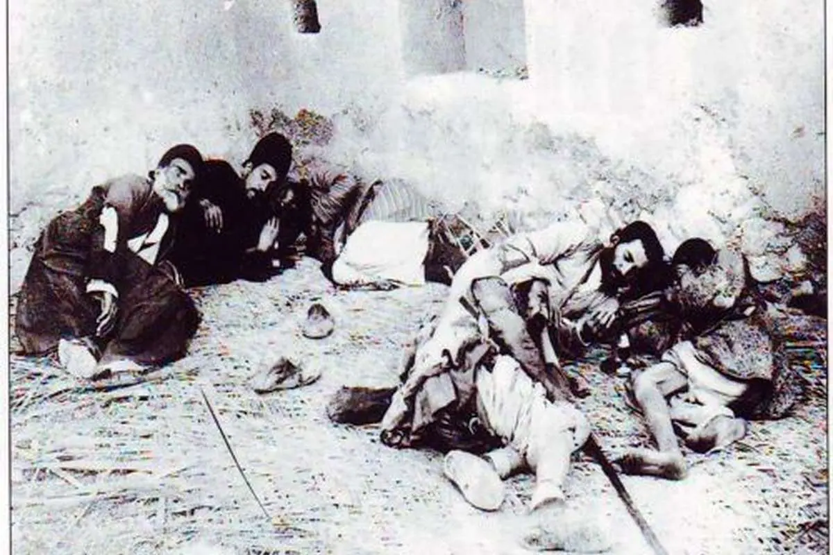 عکس>معتادهای قاجاری