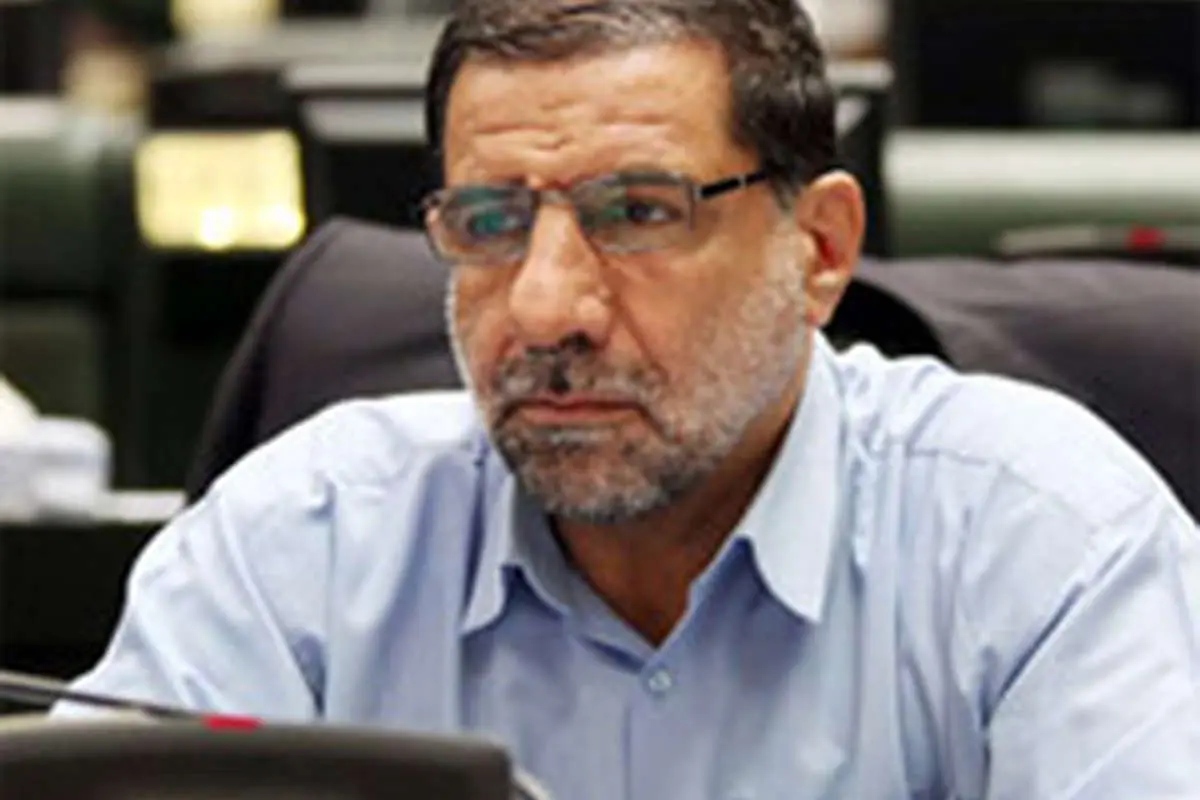 جبهه پایداری از احمدی نژاد 84 حمایت میکند/از نظر ما جریان انحرافی کاملا مردود است
