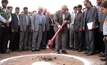 روستاي جاسبي دبيرستان ندارد، دانشگاه آزاد دارد!