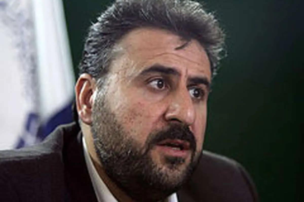 تهدیدکنندگان وحدت کسانی هستند که فکر میکنند در یک فضای افراطی پیروز میشوند