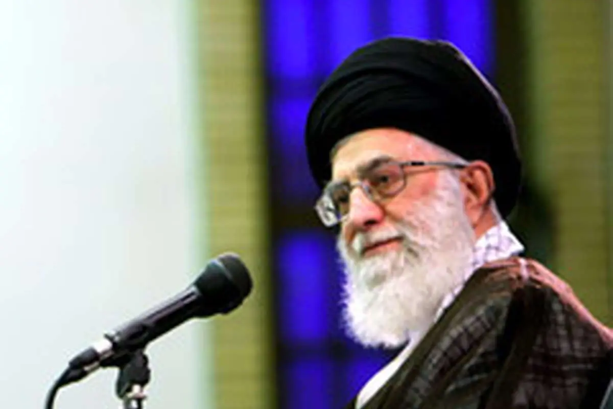 مسئولان انتقادات عالمانه نخبگان را بپذیرند