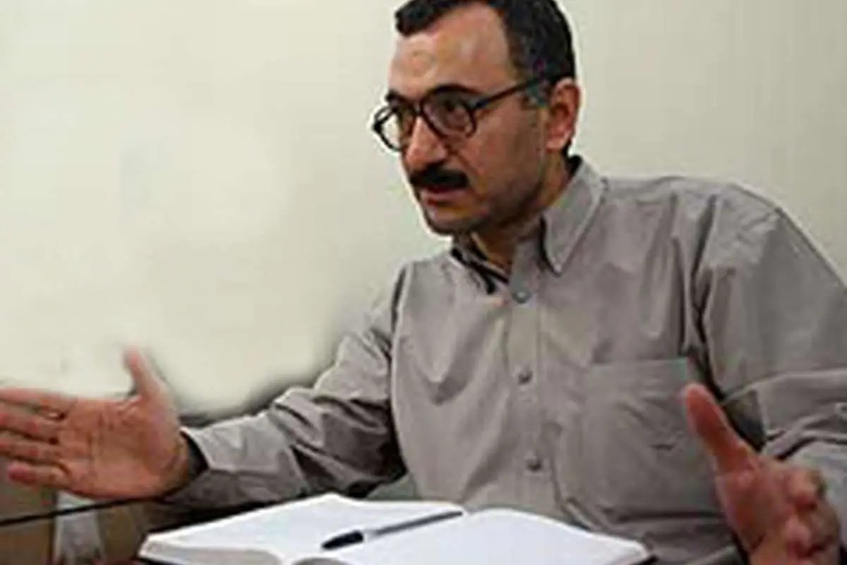 دولت با واردات تورم را سرکوب می‌کند!/ دولت به طور کلی عنایتی به مقوله تولید ندارد