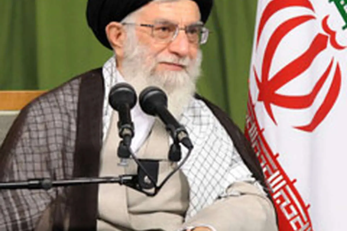 پرهیز از نگاه «غیر عالمانه و من درآوردی» در دین