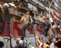 تحلیل ارگان سیاست خارجی آمریکا از حمله مصري ها به سفارت اسرائیل