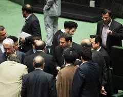 وقتی نمی‌توانیم از رئیس‌جمهور سوال کنیم، چگونه بر اجرای قانون نظارت کنیم