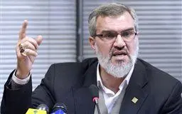 رویانیان: در مدیریت، ادعا دارم؛ مردم مرا دوست دارند؛ دنبال دایی می گردم