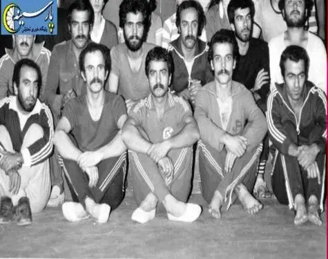 عكس>پرویز پرستویی در سال 1355
