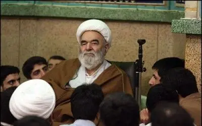 انتقاد آیت الله خوشوقت از فضای مسموم رسانه ای امروز ایران