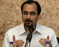 فلسفه حقوق فراتر از حقوق به ما مي آموزد