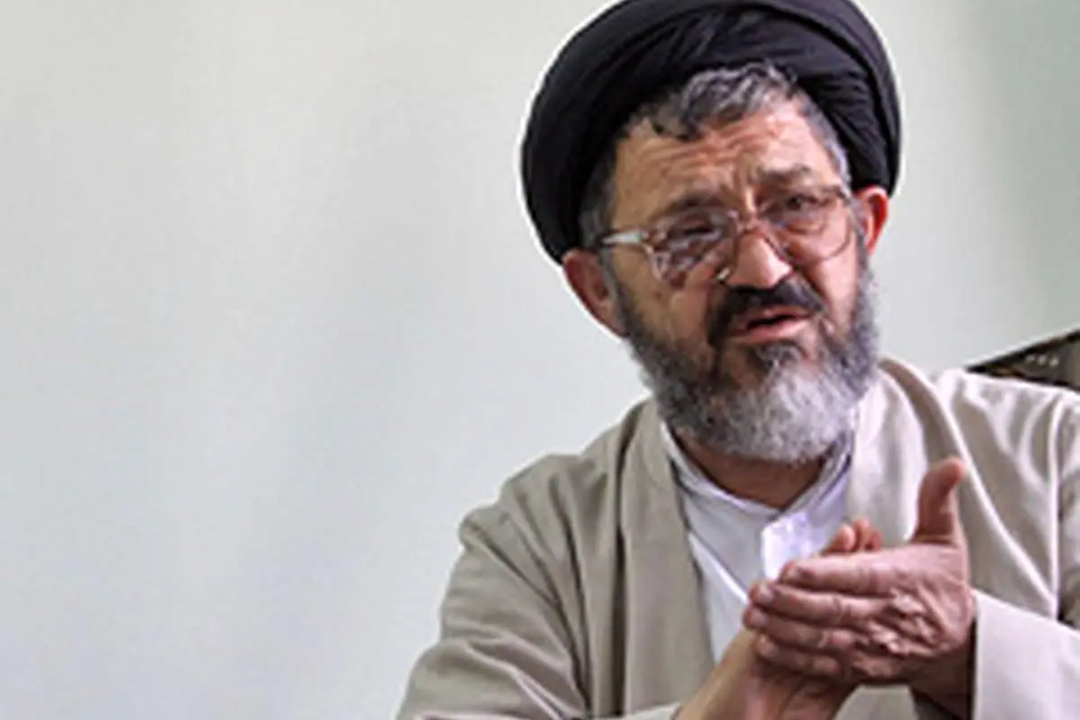 تا گرفتن پاسخ از احمدینژاد، طرح سوال ادامه دارد