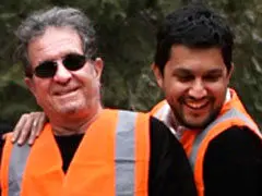 تصاویر/مهرجویی، حامد بهداد، لیلا حاتمی با جارو و لباس نارنجی!